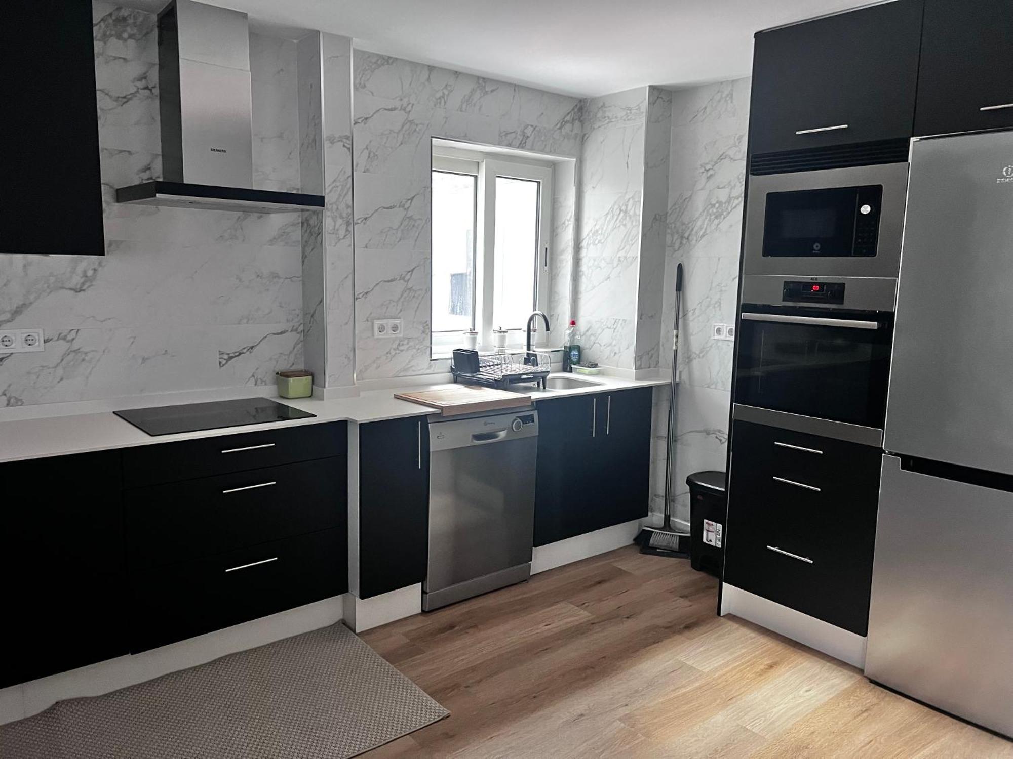 דירות Angeles Duplex Bertamirans מראה חיצוני תמונה