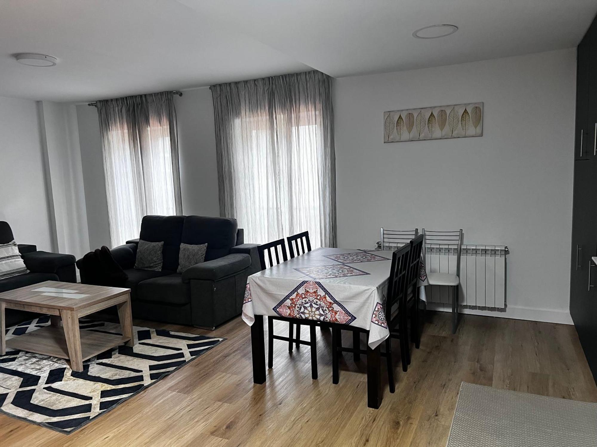 דירות Angeles Duplex Bertamirans מראה חיצוני תמונה
